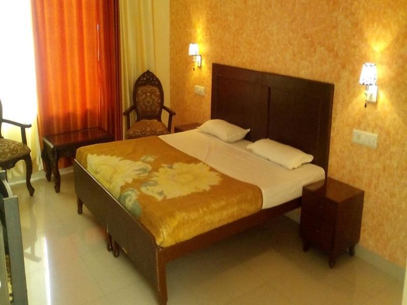 The Baghban Hotel & Resort, Baddi Exteriér fotografie