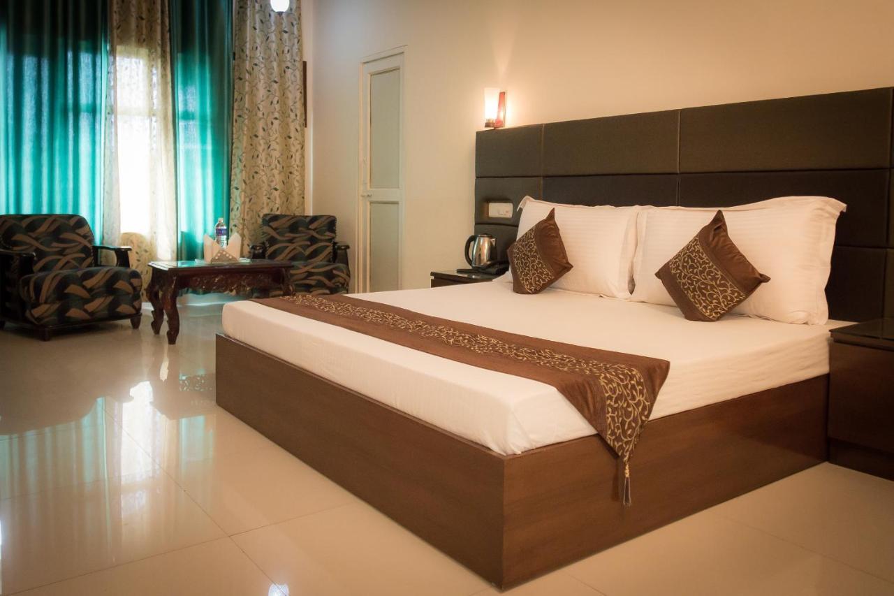 The Baghban Hotel & Resort, Baddi Exteriér fotografie